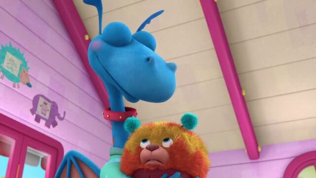 File:Doc-McStuffins-Season-3-Episode-14-Fetchin--Findo--A-Dragon-s-Best-Friend.jpg