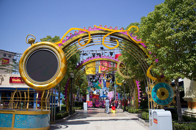 File:1280px-Mad T Party.jpg