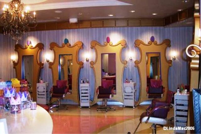 File:Bibbidi Bobbidi Boutique Disney Spring.jpg