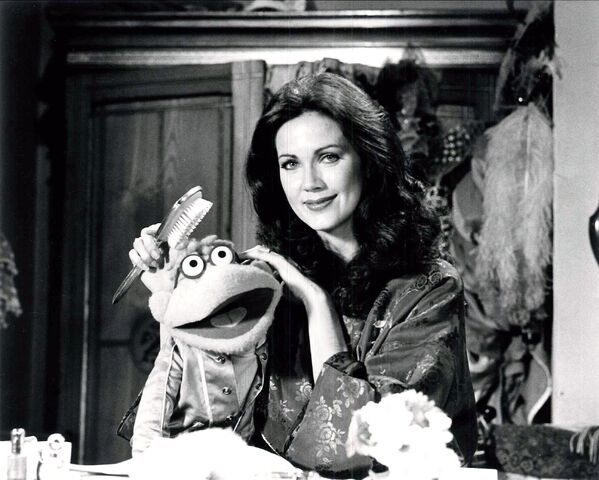 File:Lynda Carter04.jpg