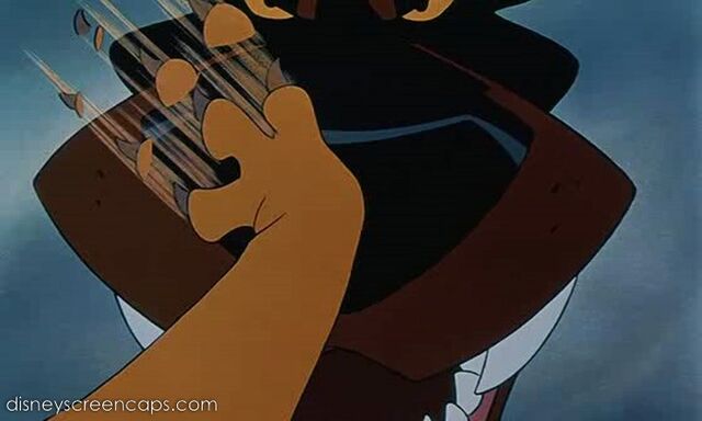 File:Oliver-disneyscreencaps.com-2445.jpg