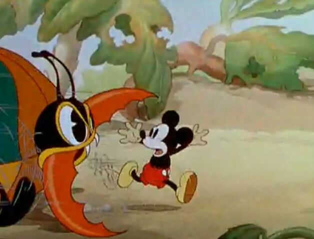 File:Mickey's Garden 4.jpg