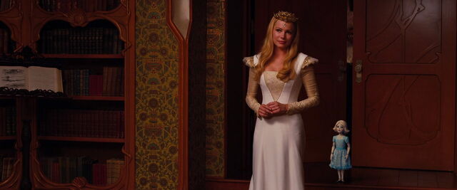 File:Oz-great-powerful-disneyscreencaps.com-10312.jpg