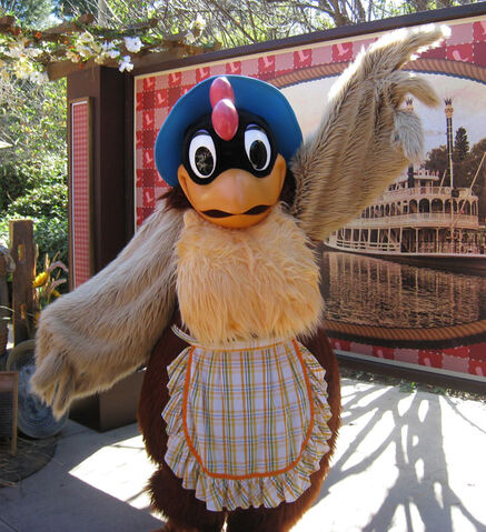 File:Clara Cluck DLP.jpg