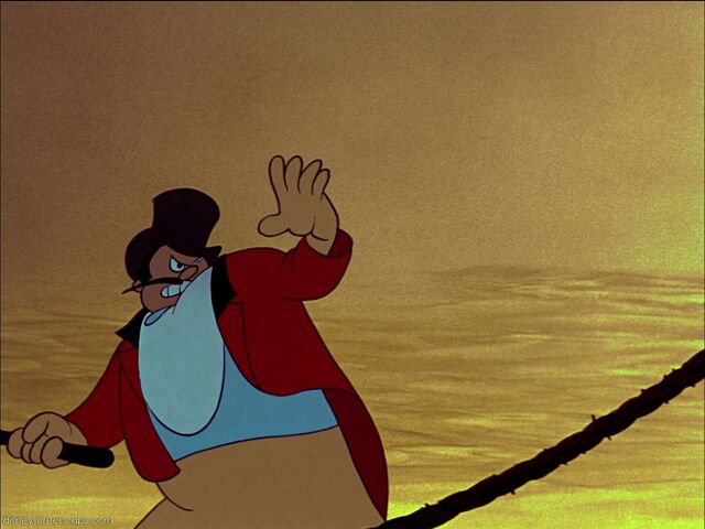 File:Dumbo-disneyscreencaps com-1956.jpg