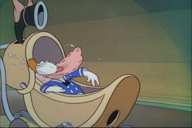 File:Donald-Duck-Modern-Inventions-donald-duck-9563157-720-480.jpg