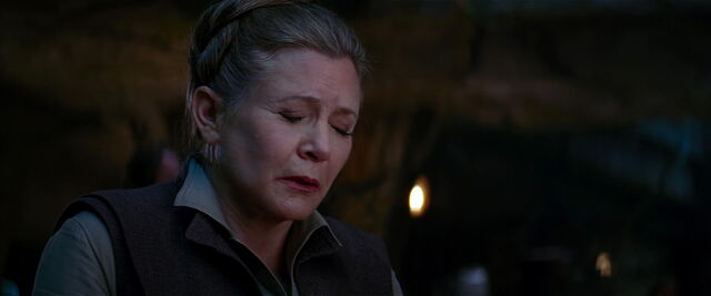 File:Sw-force-awakens-movie-screencaps.com-12927.jpg
