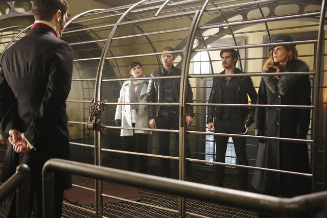 File:OUAT S5 22 05.jpg