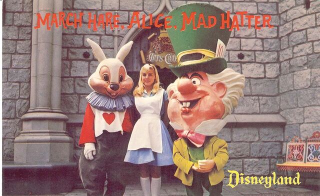 File:Disneyland postcard d-16 640.jpg