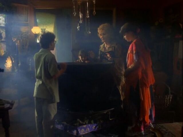 File:Halloweentown-disneyscreencaps.com-3839.jpg