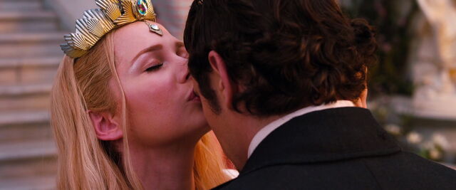 File:Oz-great-powerful-disneyscreencaps.com-11200.jpg