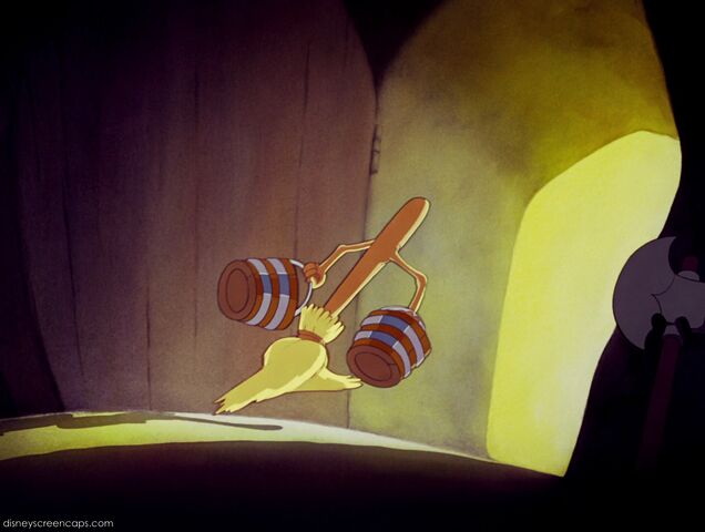 File:Fantasia-disneyscreencaps com-2462.jpg