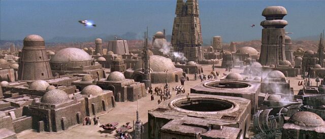 File:Mos-eisley-panorama.jpeg