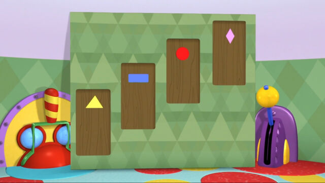 File:Four different doors.jpg