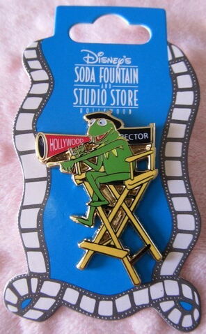File:Directorpin.jpg