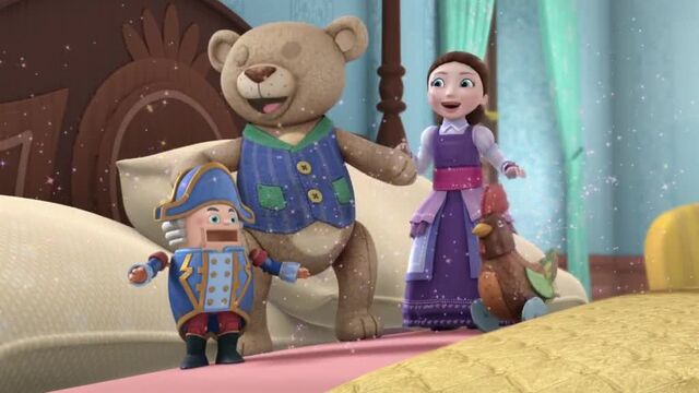 File:Doc-McStuffins-Season-3-Episode-1-Let-the-Nightingale-Sing.jpg