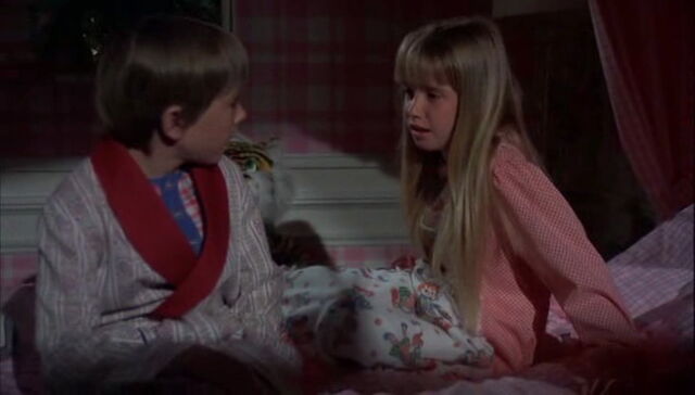 File:Escape-to-witch-mountain-disneyscreencaps.com-3417.jpg