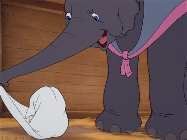 File:Dumbo-disneyscreencaps com-832.jpg