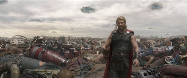 File:Thor Ragnarok 14.jpg