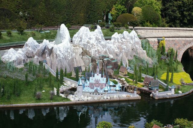 File:Storybook Land Canal Boats Frozen.jpg