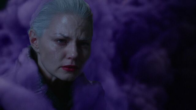 File:Once Upon a Time - 5x10 - Broken Heart - Dark Swan and Dark Curse.jpg