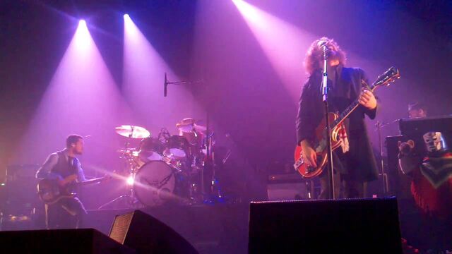 File:MyMorningJacket-FriendsAgain.jpg