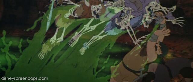 File:Blackcauldron-disneyscreencaps.com-6433-1-.jpg