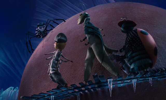 File:James-giant-peach-disneyscreencaps.com-5411.jpg