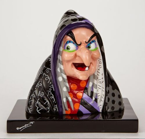 File:2015BrittoHagBust1.jpg