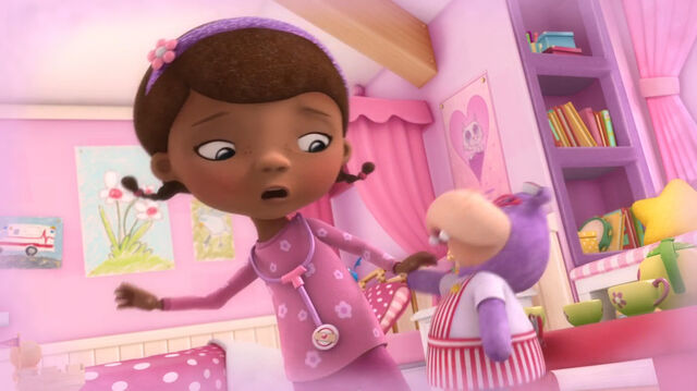 File:Doc sees hallie alive.jpg