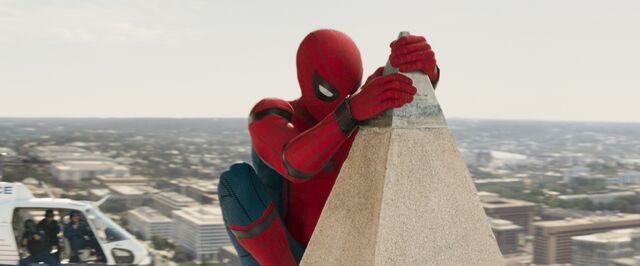 File:Spider-Man Homecoming 24.jpg