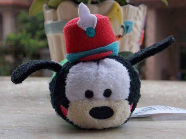 File:Goofy Holiday 2016 Tsum Tsum.jpg