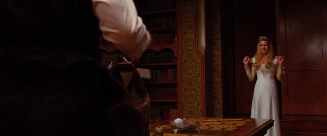 File:Oz-great-powerful-disneyscreencaps.com-10141.jpg