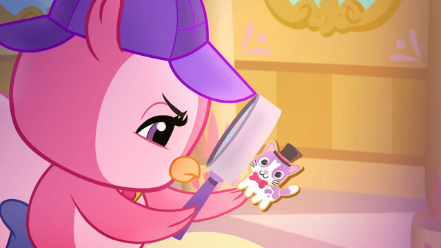 File:Chowing Down-006.jpg