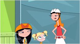 Isabella glares at Candace