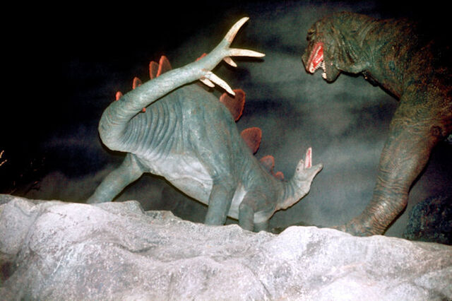 File:NF-112S Dinosaurs in Mortal Combat Seen on Ford Magic Ride.jpg