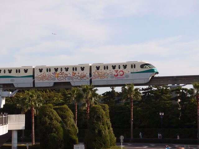 File:TDR30thmonorail0009.jpg