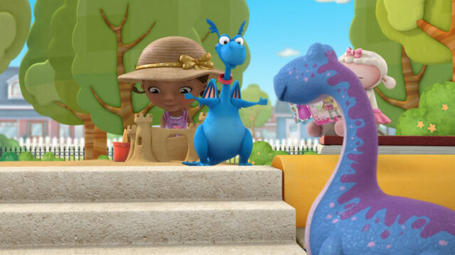 File:Stuffy wanted to play.jpg