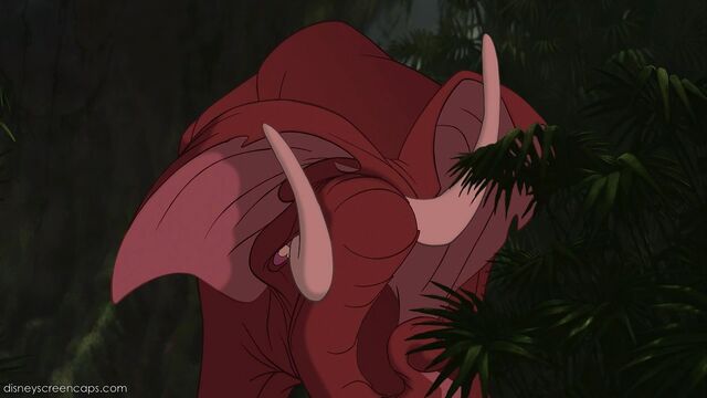 File:Tarzan-disneyscreencaps.com-2829.jpg