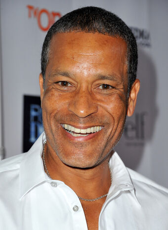 File:Phil Morris.jpg