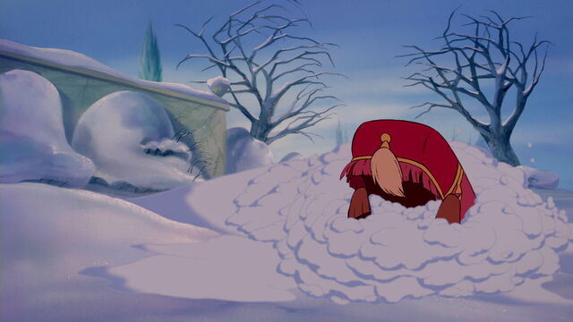File:Beauty-and-the-beast-disneyscreencaps.com-5928.jpg