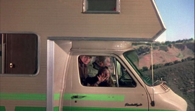 File:Escape-to-witch-mountain-disneyscreencaps.com-10441.jpg