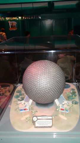 File:Spaceship Earth Model.jpg