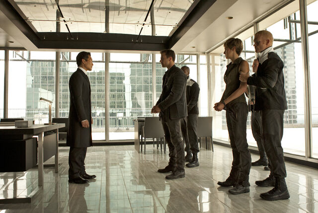 File:Insurgent-candor fourtris.jpg
