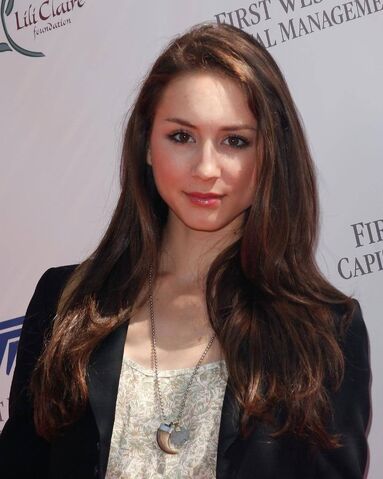 File:Troian-Bellisario.jpeg