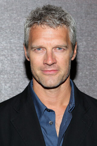 Archivo:Neil Burger.jpg