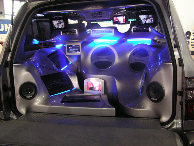 File:Car Audio Toyota.jpeg