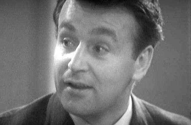 File:3 Ian Chesterton.jpg