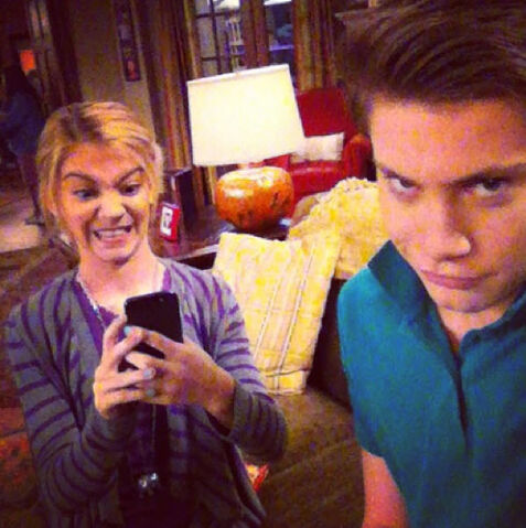 File:G-hannelius-l-j-bennet-sept-24-2013-2.jpg