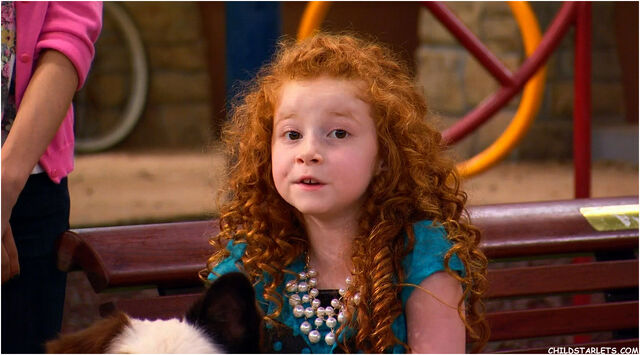 File:Chloeinpark.jpg